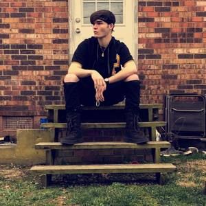 Meet your Posher, Evan